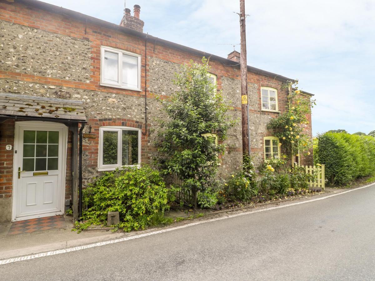 Apple Tree Cottage Shillingstone Экстерьер фото